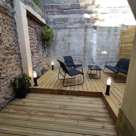 Deville-les-RouenA 10 Min De Rouen - Le Rollonアパートメント エクステリア 写真